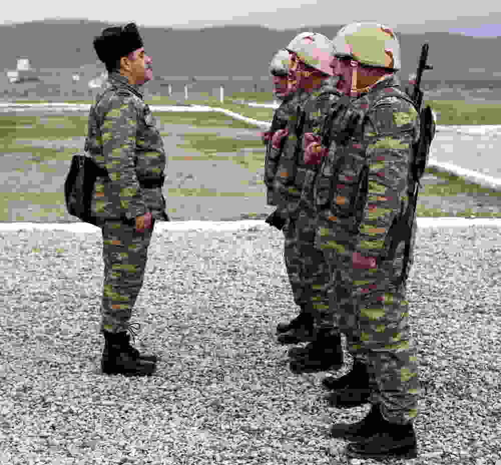 Azərbaycan ordusu hərbi texnika və atıcı silahlardan    İSTİFADƏ ETDİ (FOTO)