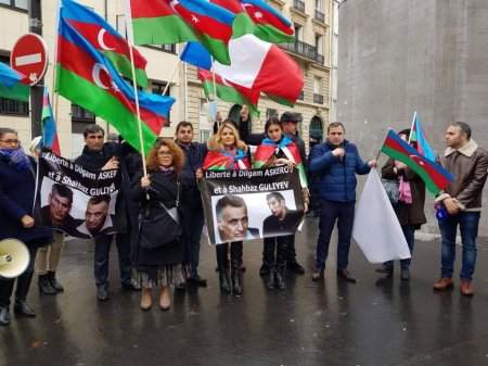 Parisdə azərbaycanlı girovlarla bağlı aksiya keçirilib - FOTO