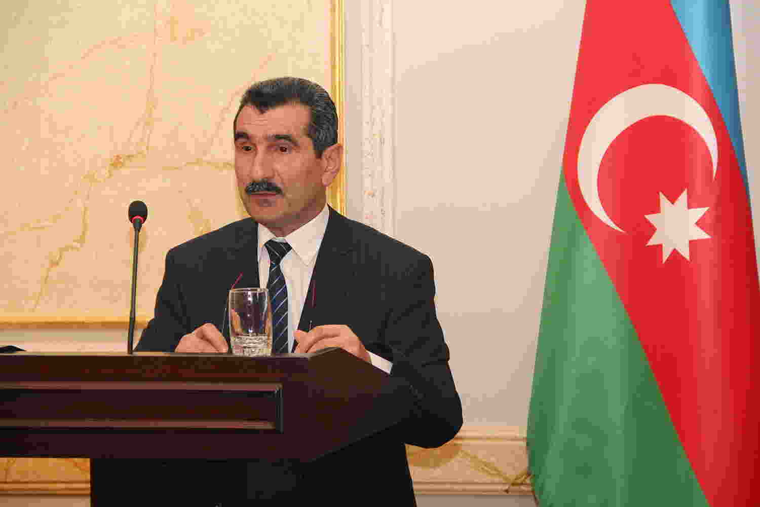 Bakıda 7 dini icmanın qeydiyyatı ləğv olundu  - FOTOLAR