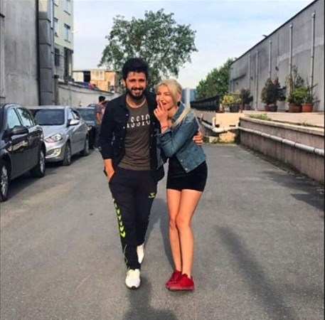 Əmrahın oğlunun bu paylaşımını görənlər... -    Adamı sevgidən soyudur