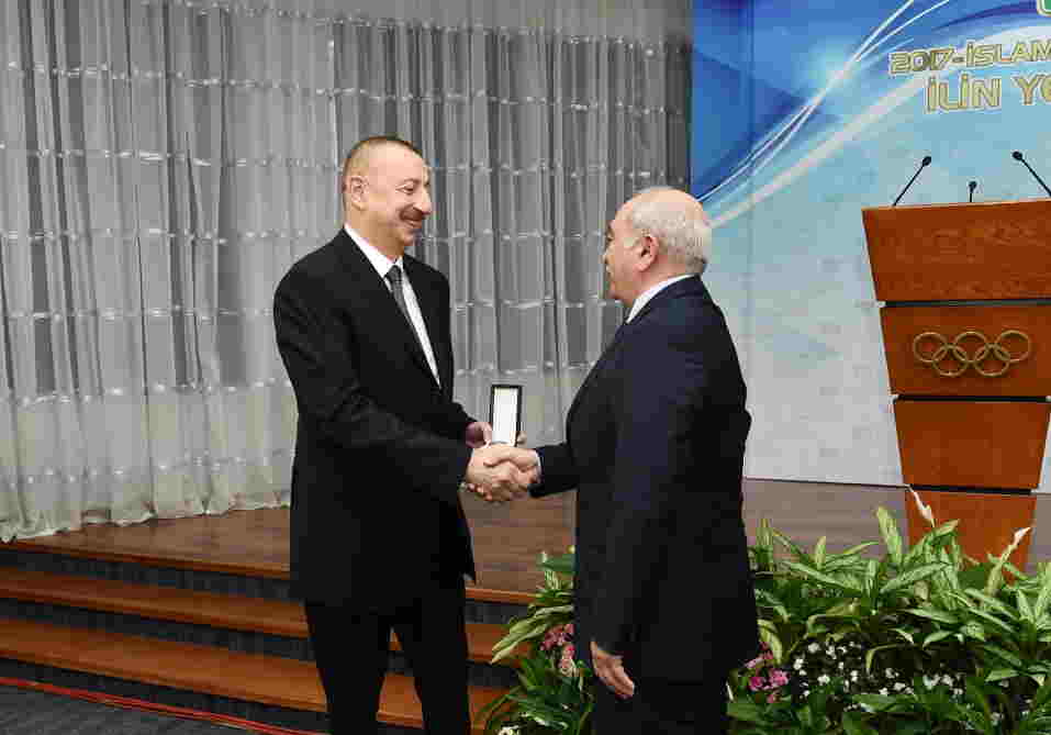 İlham Əliyev  idmançılara ev verdi  - FOTO-YENİLƏNİB