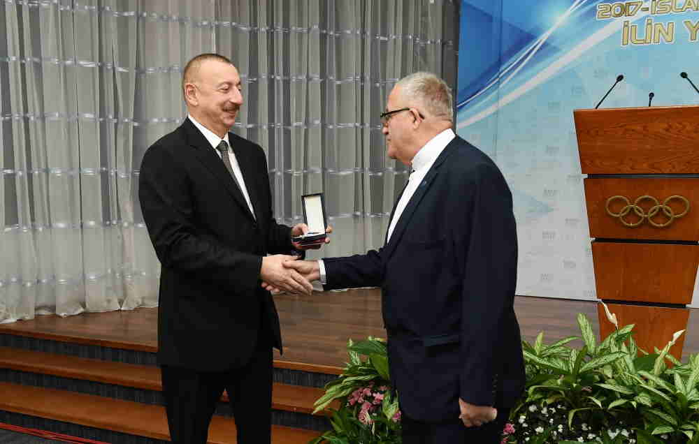 İlham Əliyev  idmançılara ev verdi  - FOTO-YENİLƏNİB