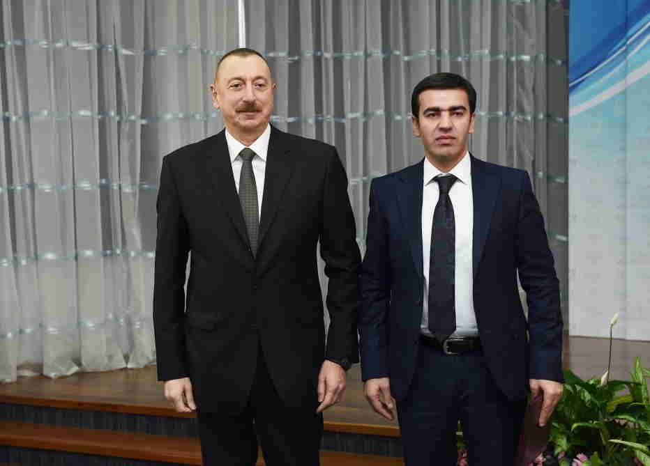 İlham Əliyev  idmançılara ev verdi  - FOTO-YENİLƏNİB