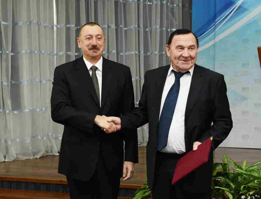 İlham Əliyev  idmançılara ev verdi  - FOTO-YENİLƏNİB