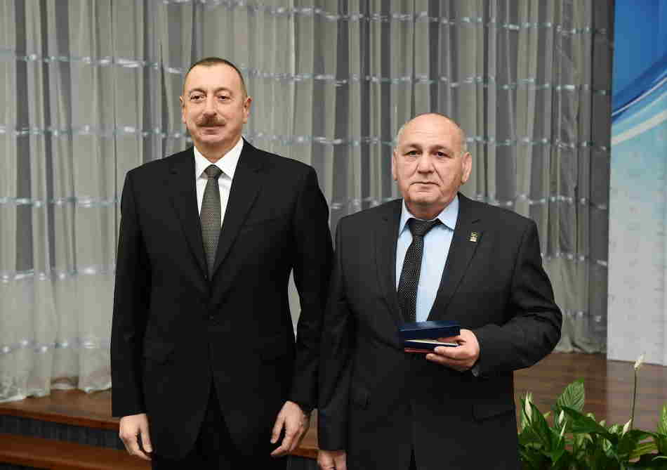 İlham Əliyev  idmançılara ev verdi  - FOTO-YENİLƏNİB