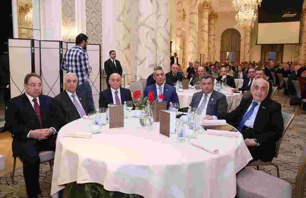 Bakıda YAP təşkilatçılığı ilə keçirilən konfransdan -  FOTOLAR