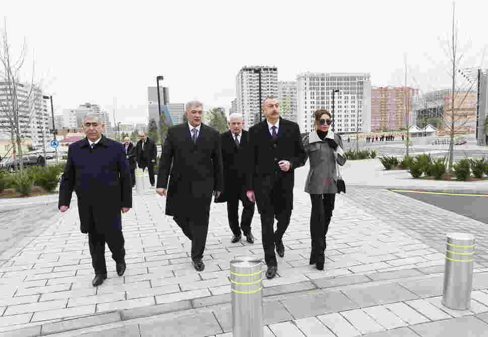   Prezident və xanımı Bakı Ağ Şəhərdə   - FOTOLAR-YENİLƏNİB