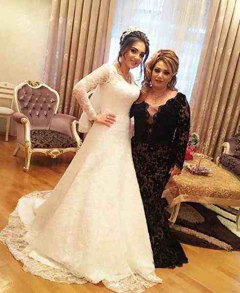 Mənzurə qızını gəlin köçürdü -  FOTOLAR