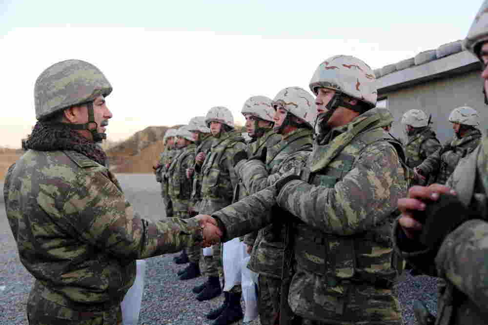 Nazir cəbhəyə getdi -  FOTOLAR