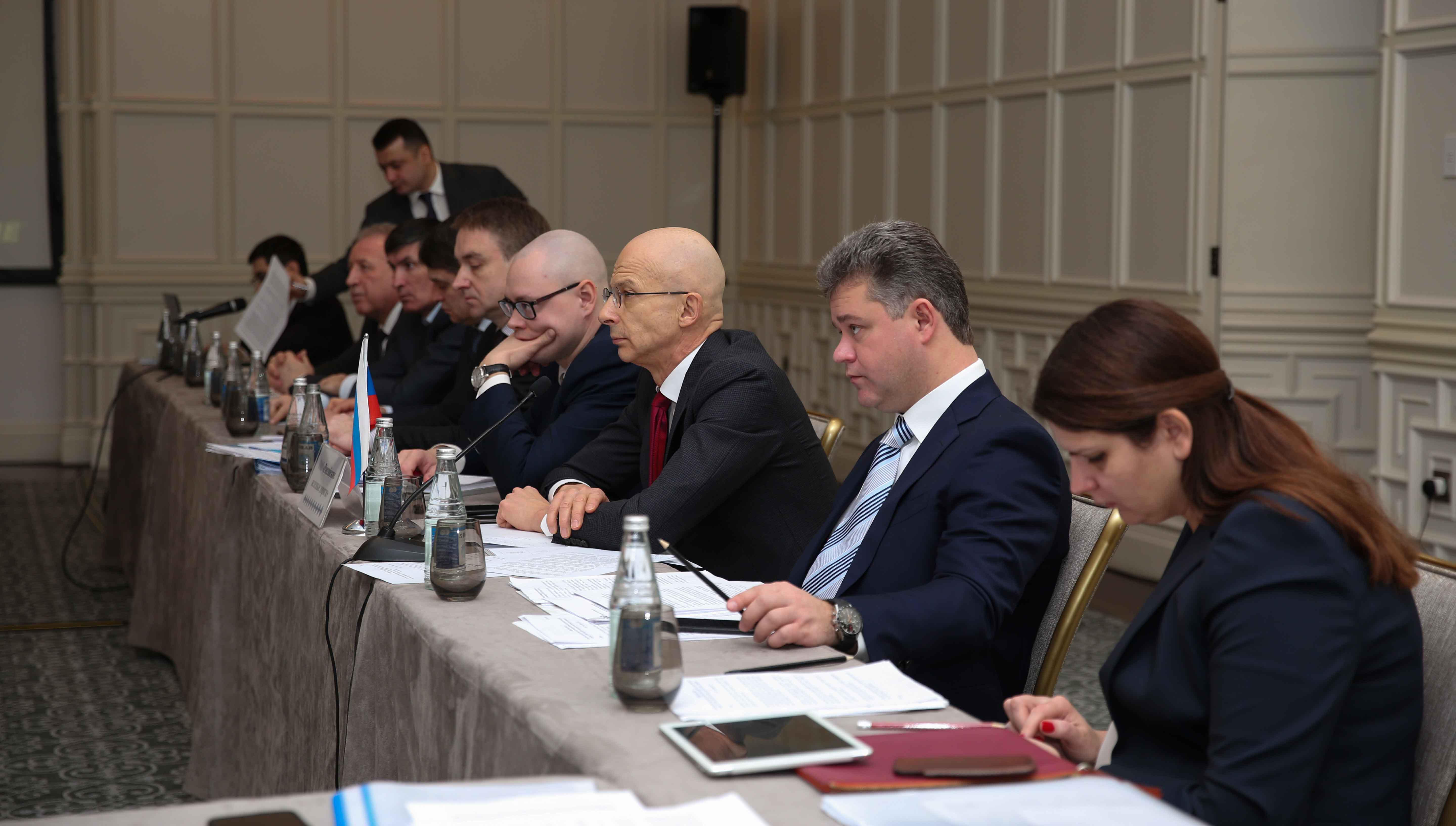 Şimal-Cənub Beynəlxalq Nəqliyyat dəhlizinin inkişaf perspektivləri müzakirə olun - FOTOLAR