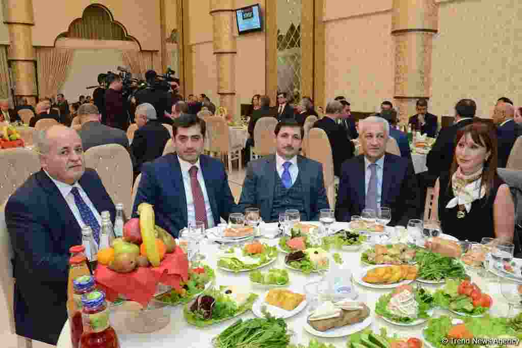 Fərdi jurnalist yazıları müsabiqəsinin qalibləri mükafatlandırıldı - FOTOLAR