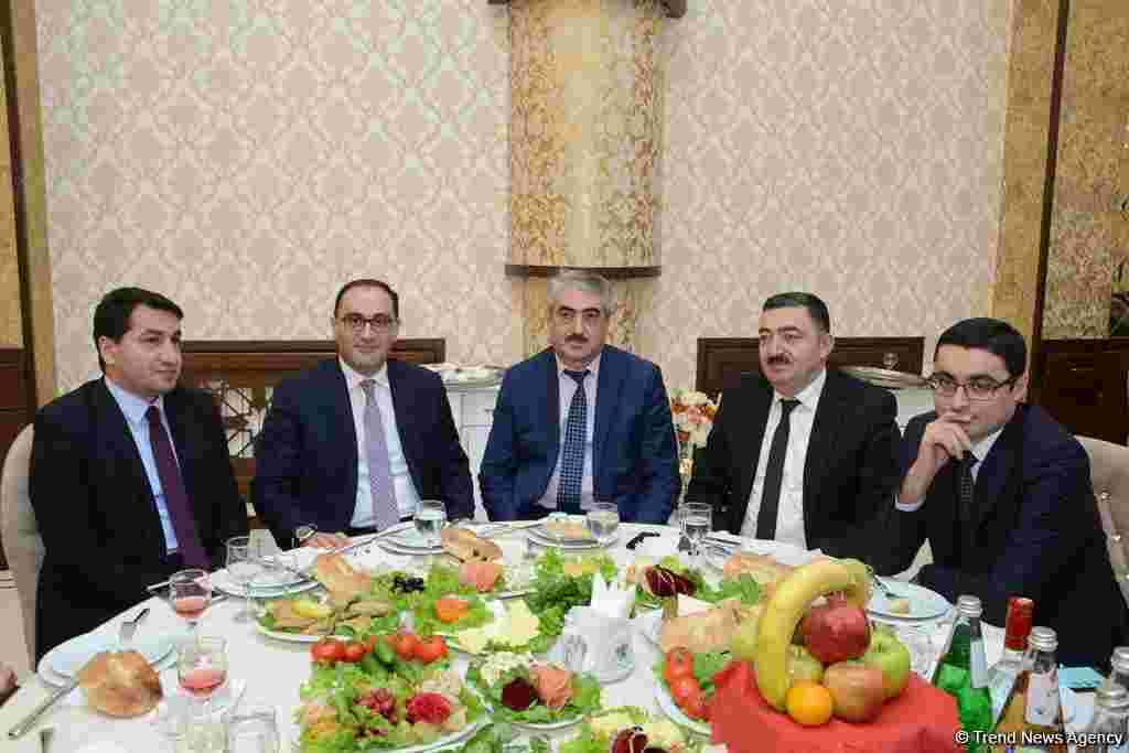 Fərdi jurnalist yazıları müsabiqəsinin qalibləri mükafatlandırıldı - FOTOLAR