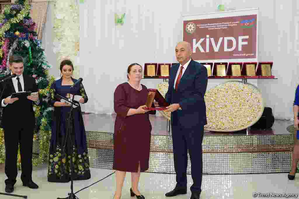 Fərdi jurnalist yazıları müsabiqəsinin qalibləri mükafatlandırıldı - FOTOLAR