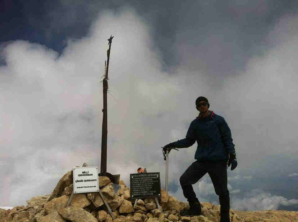 İtkin düşən alpinistlərdən biri bu telekanalda    ÇALIŞIB (FOTOLAR)