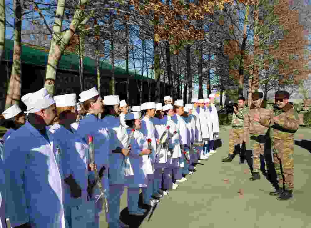 Zakir Həsənov tibb işçiləri ilə görüşdü -  FOTOLAR