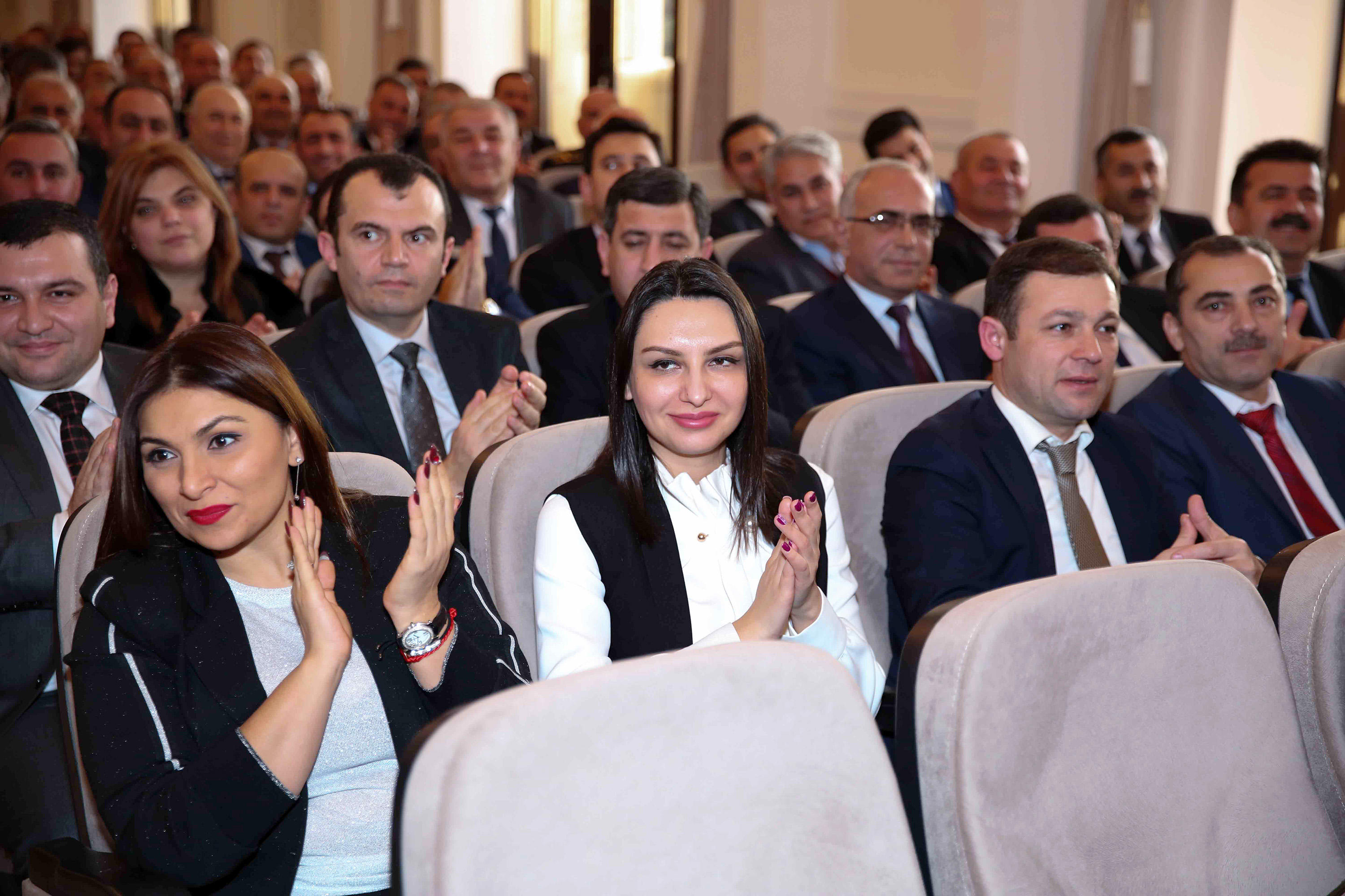 Dəmiryolçular il ərzində görülən işləri müzakirə etdilər - FOTOLAR