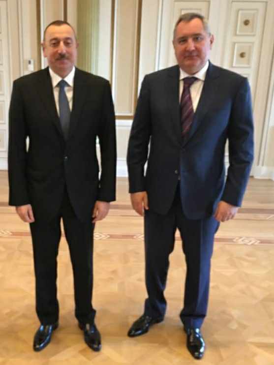 Roqozin Bakıya gəldi, prezidentlə görüşdü -  FOTO