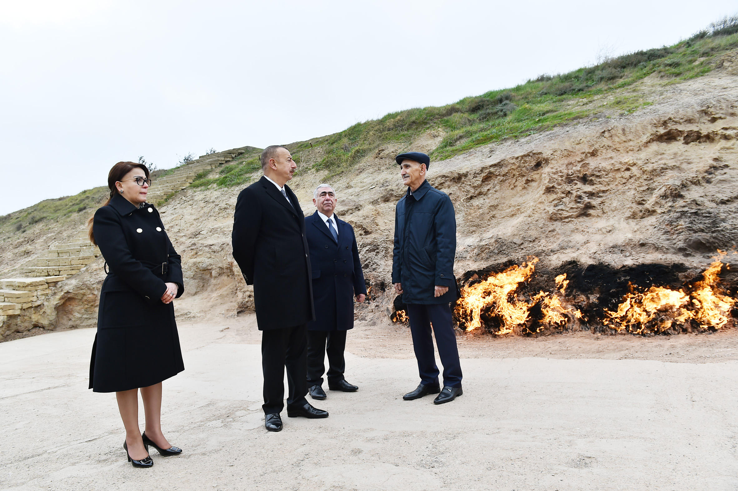 Prezident Yanardağdakı dözülməz vəziyyətlə bağlı   TAPŞIRIQ VERDİ - FOTO