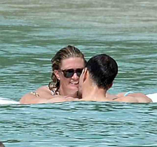 Hamilədir, yoxsa kökəlib? -  FOTOLAR