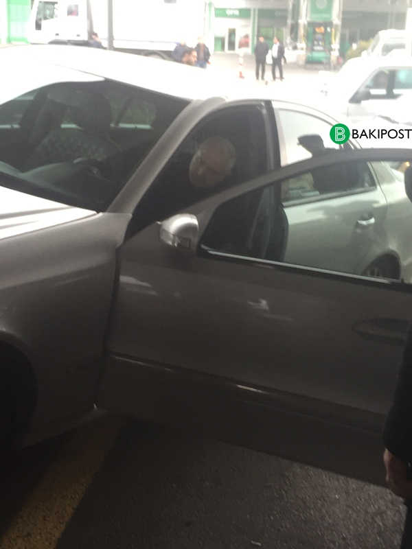 Mersedeslə körpünün bardürünə girdi -  sürücü öldü - FOTOLAR
