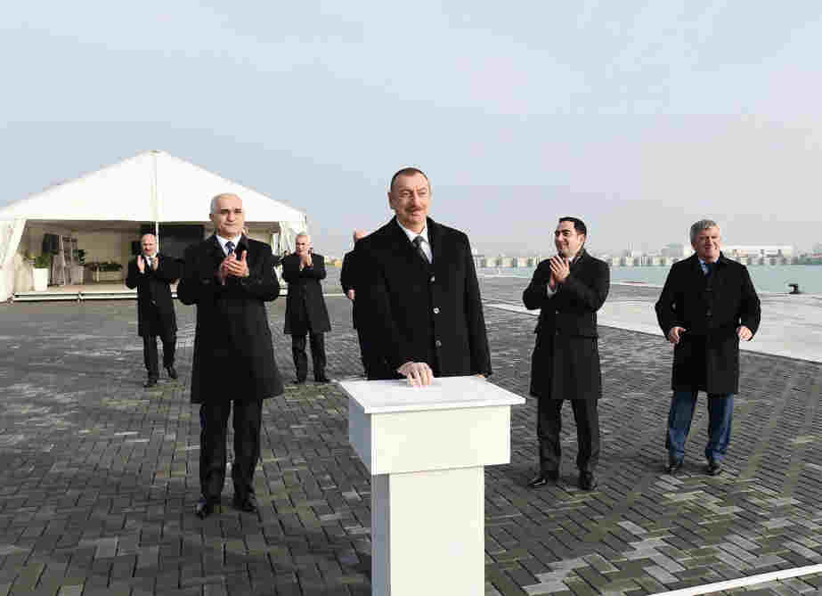 Prezident Dəniz Ticarət Limanında terminalın açılışında   - Foto (YENİLƏNİB)