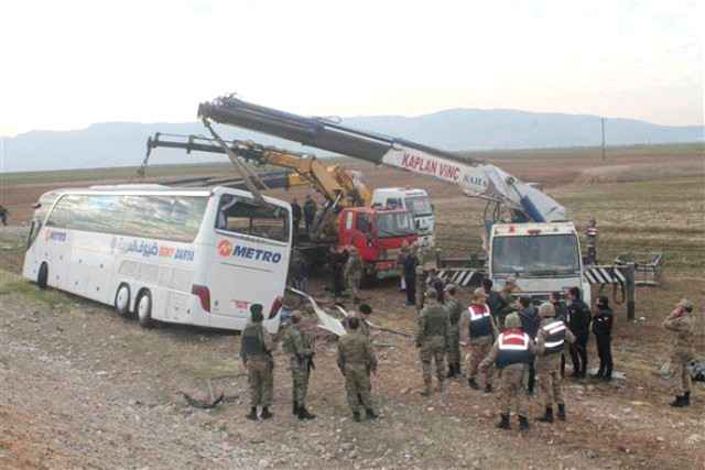 Avtobus QƏZAYA DÜŞDÜ:   9 ölü, 28 yaralı var (VİDO-FOTO)