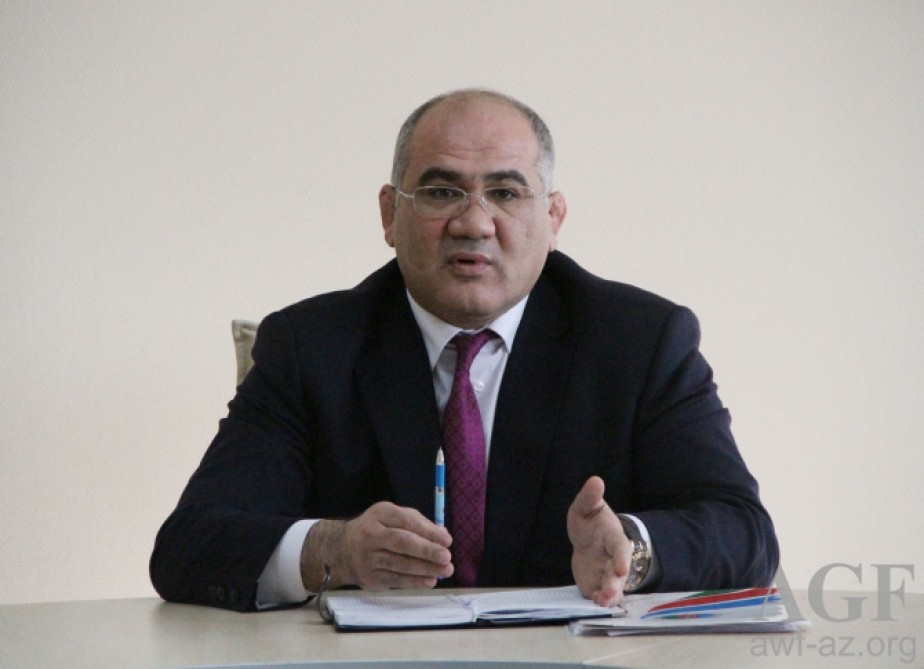 Firdovsi Umudov yığma komandaların məşqçi heyəti ilə görüş keçirdi -  FOTOLAR