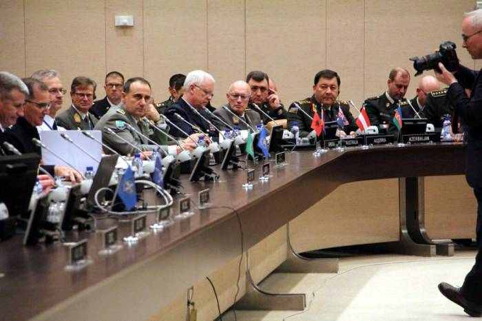 Nəcməddin Sadıkov NATO-nun iclasında -  FOTOLAR