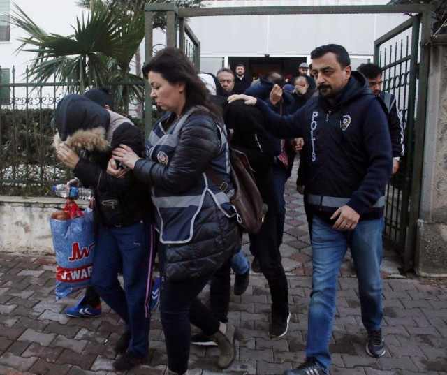  Türkiyədə fahişəlik edən azərbaycanlı qadınlar saxlanıldı  - məmurların əli var (FOTO)