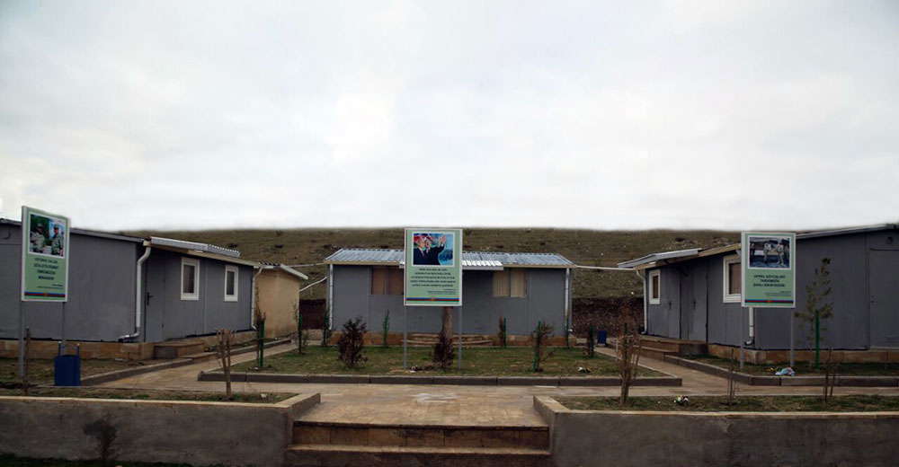 Zakir Həsənov cəbhədə  - düşmən mövqelərini müşahidə etdi (FOTOLAR)