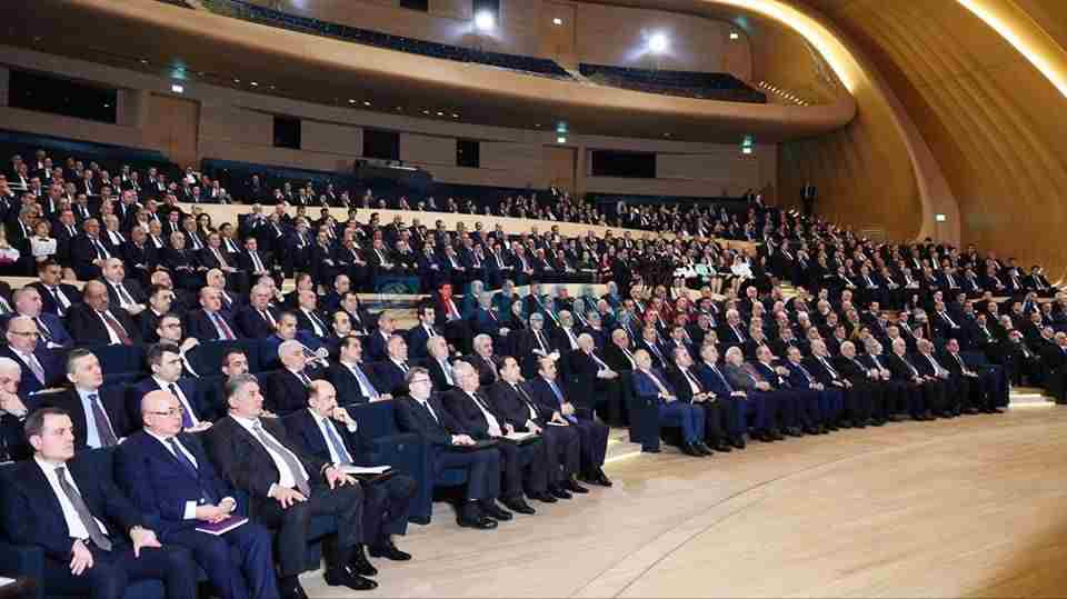 Bayram Səfərov prezidentin müşavirəsində    YATDI - FOTO