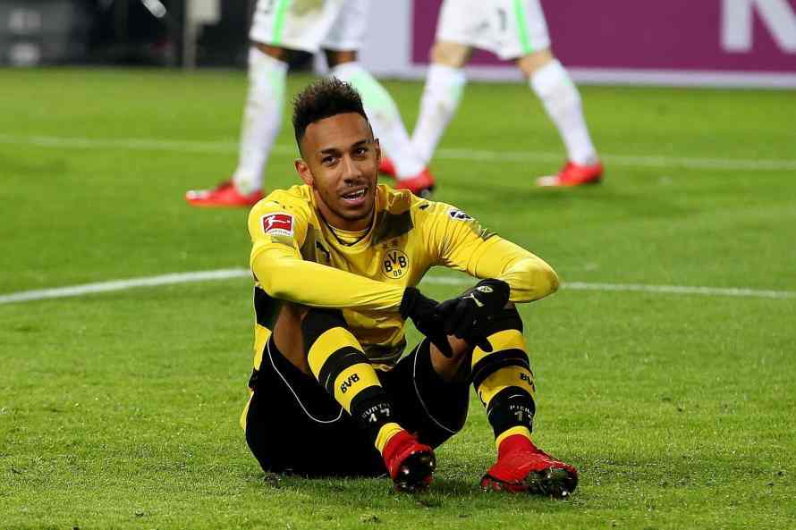  62 milyonluq futbolçu xüsusi təyyarə ilə gəldi  - FOTO 