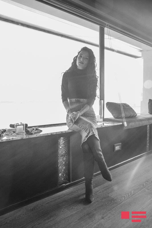 Dilarə açıq-saçıq şəkillərindən danışdı:  Yaxşı bədənim var, göstərməsəm... - FOTOLAR