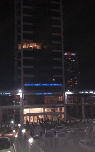 Ankarada güclü partlayış - YARALILAR VAR