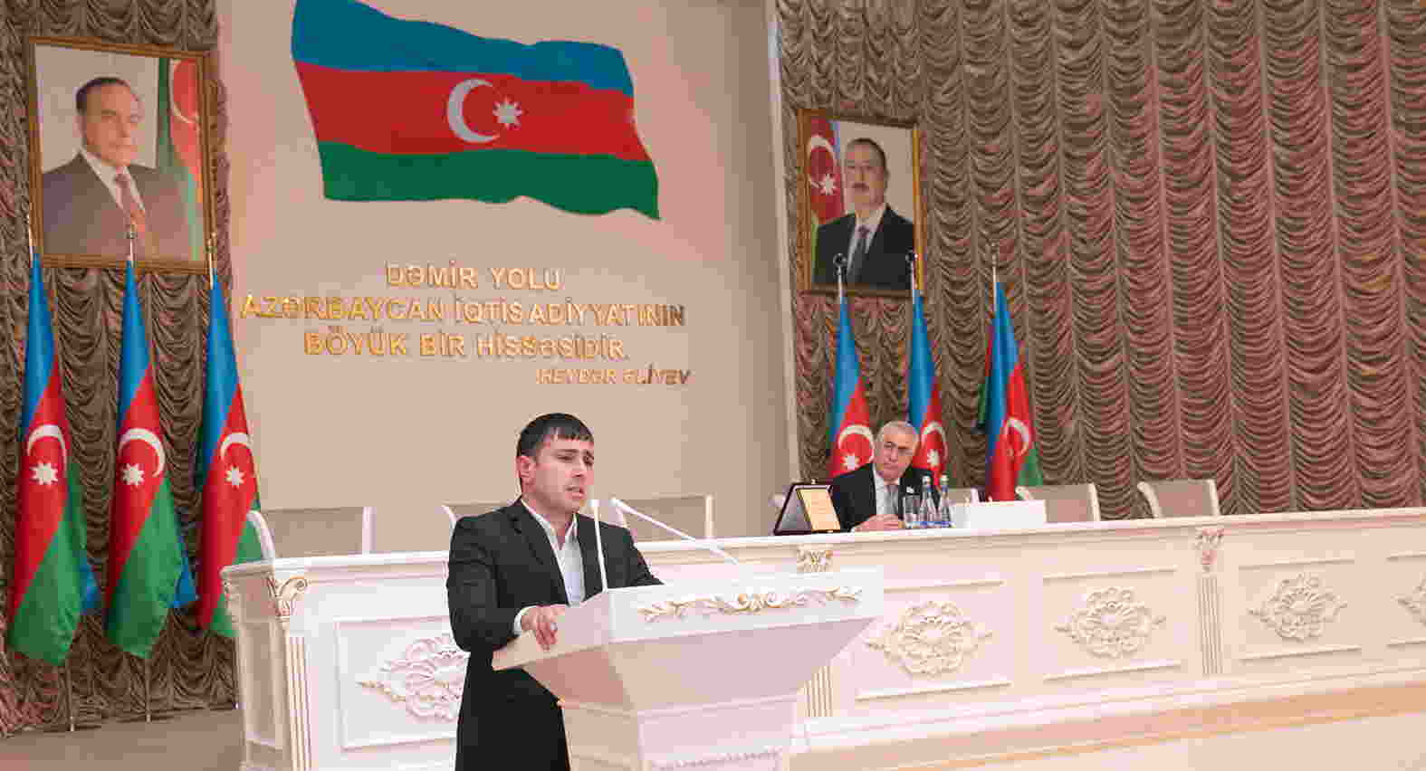 Azərbaycan Dəmir Yolları QSC-də gənclərlə görüş keçirilib - FOTOLAR