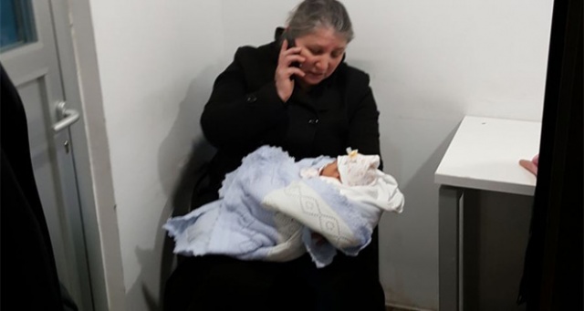  7 günlük körpəni məscidin tualetinə atdılar  - QANDONDURAN HADİSƏ 