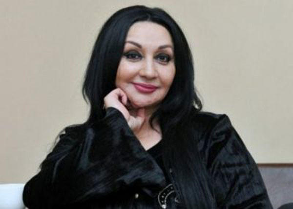 Əməkdar artisti görənlər tanımadılar -  FOTO