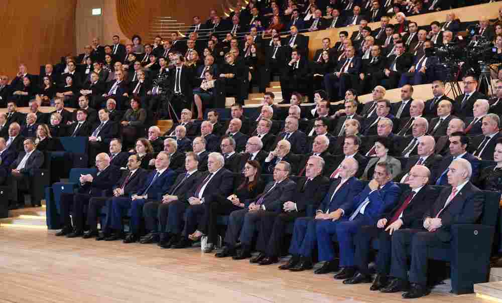 YAP-ın VI qurultayından    FOTOLAR