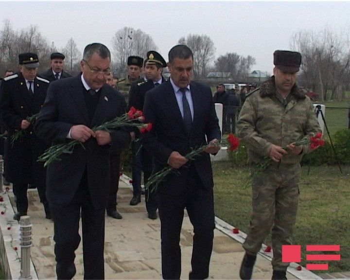 Soyqırım qurbanlarının xatirəsi anıldı - FOTO