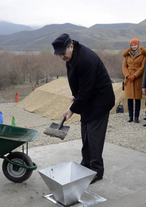 İlk sərhəd nişanının quraşdırılması münasibətilə təntənəli mərasim keçirildi - FOTOLAR