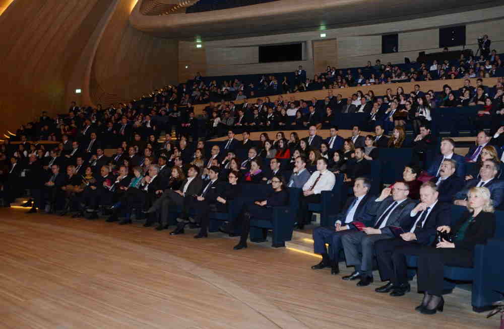 Leyla Əliyeva Xocalı 613 adlı klassik musiqi gecəsində -  FOTOLAR