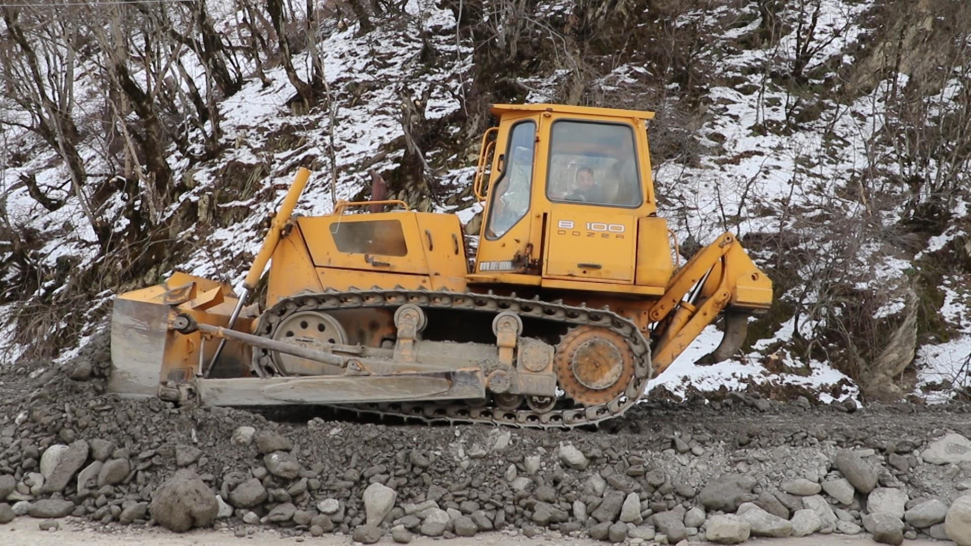 Oğuzda bu yol yenidən qurulur - FOTO