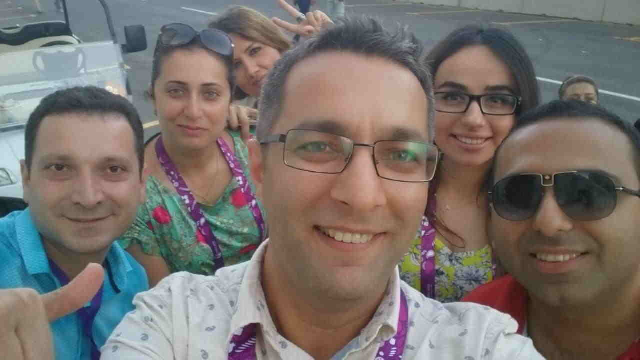 Tanınmış aparıcı ad günündə kövrəldi:  Atamın səhhəti ağırlaşanda efirdə idim - FOTO