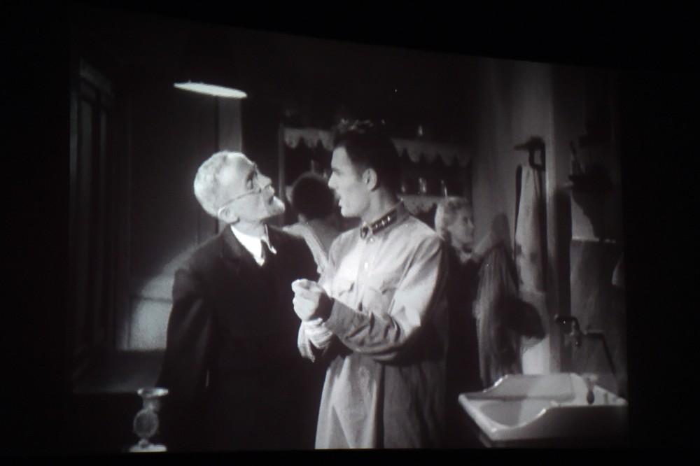 Birinci vitse-prezidenti Bir ailə bədii filminin təqdimatında - FOTO