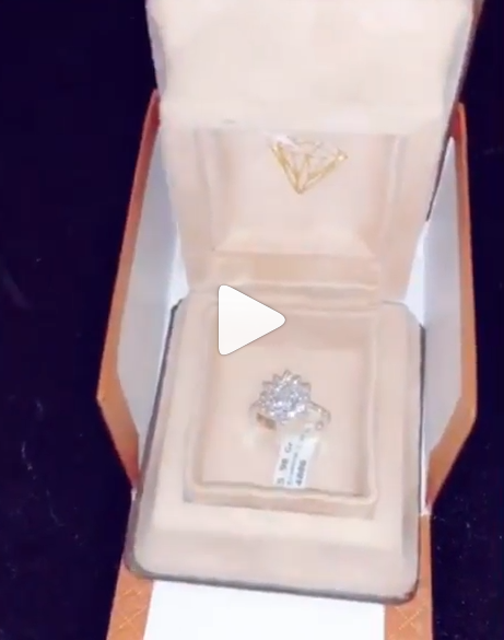 Ərim mənə 5500 manatlıq gül və ...   Şəbnəm Tovuzlu (VİDEO-FOTO)