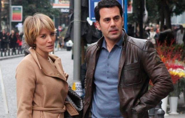 Anasının şəklini görənlər:  Gözəlliyini kimdən aldığı bəlli oldu - FOTO