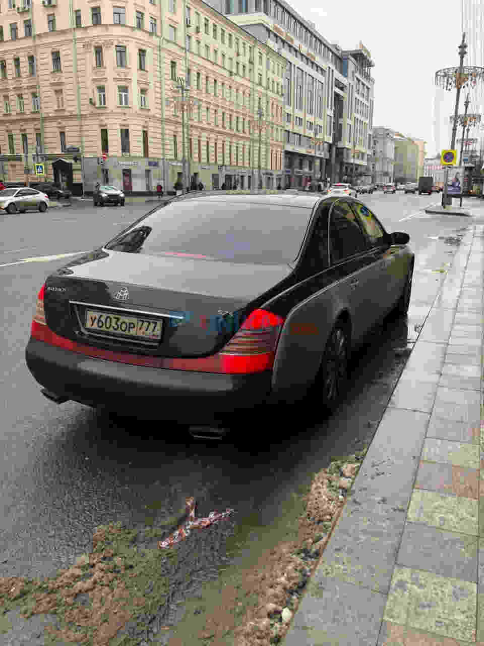 Turan İbrahimov Moskvada 1 milyonluq maşında gəzir -  FOTOLAR