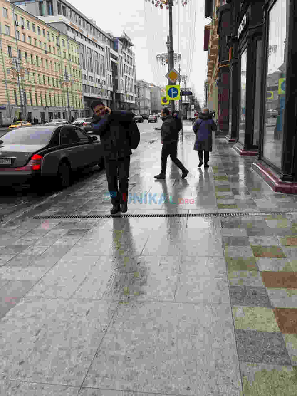 Turan İbrahimov Moskvada 1 milyonluq maşında gəzir -  FOTOLAR