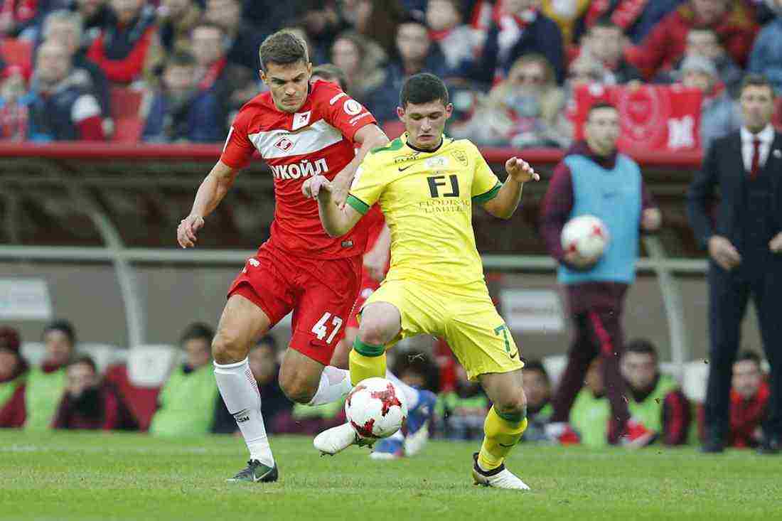Azərbaycanlı futbolçu Rostova göndərilir  - FOTO