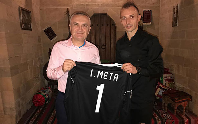 Qarabağın futbolçusu prezidentlə  görüşdü -  FOTOLAR